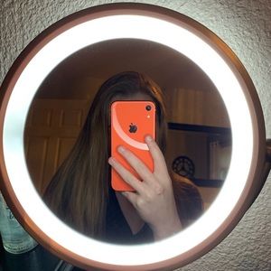 Meet your Posher, Cedalia